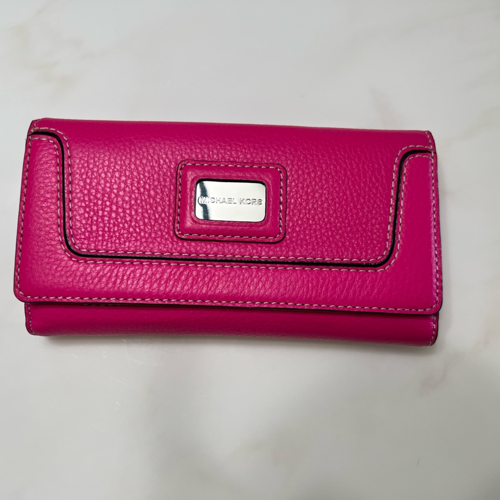 Michael Kors wallet